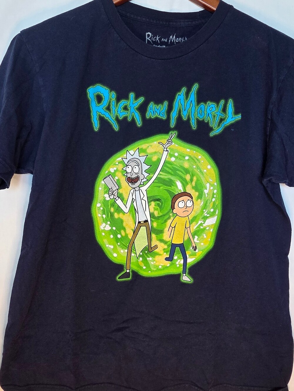 RICK AND MORTY Stylized Short Sleeve Crewneck Graphic T-Shirt 2017 Adult Size M